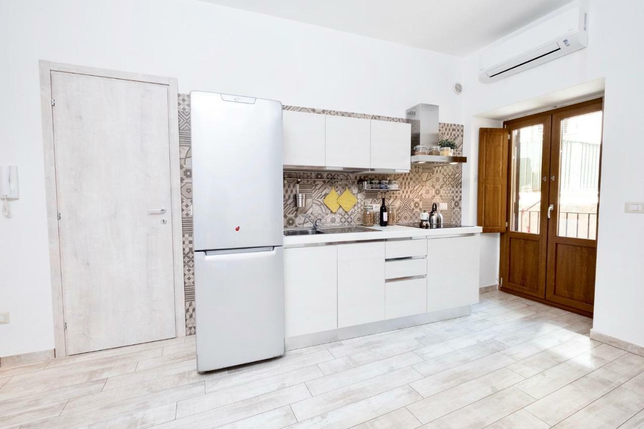 Apollo Home Катанія Екстер'єр фото